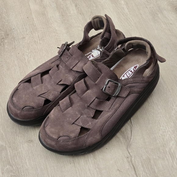 MBT Men\'s Brown Leather Rocker Sole Fisherman Sandals Size 8 main image 5